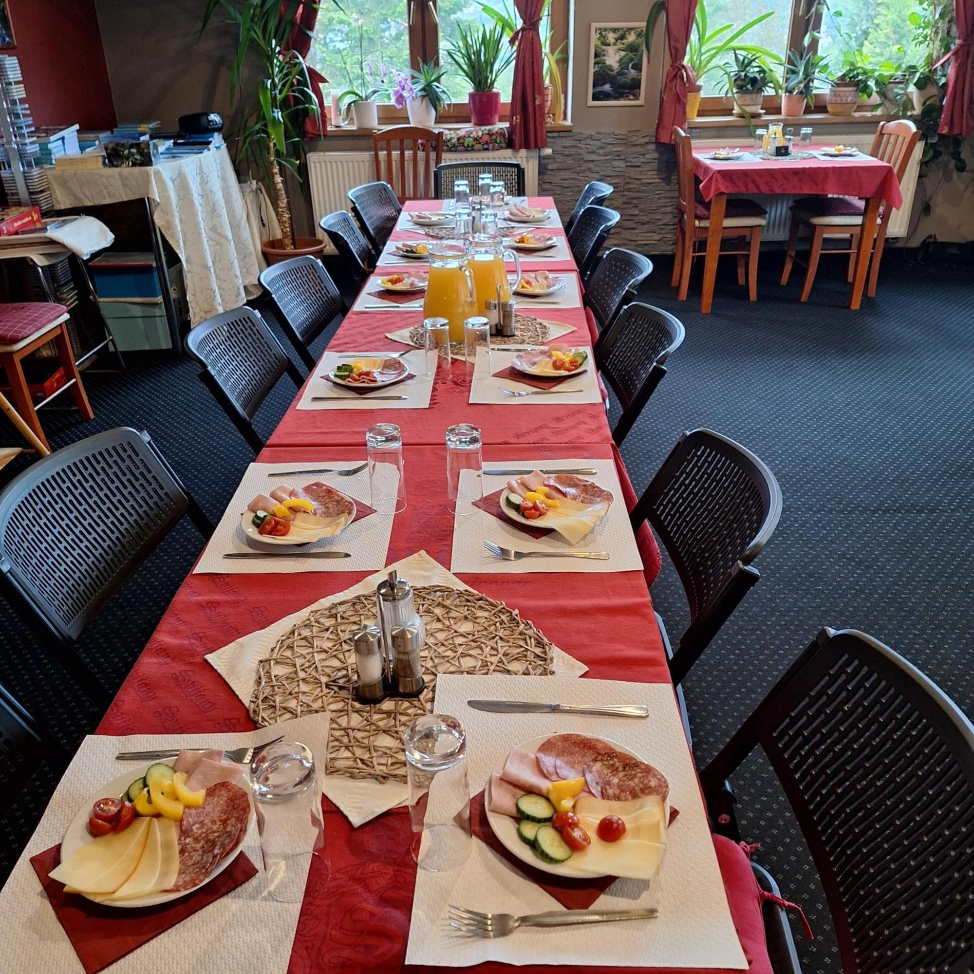 Lukas Hotel 3*